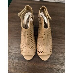 Madden Girl Booties Chunky Heal Open Toe Tan Regarred 8.5M